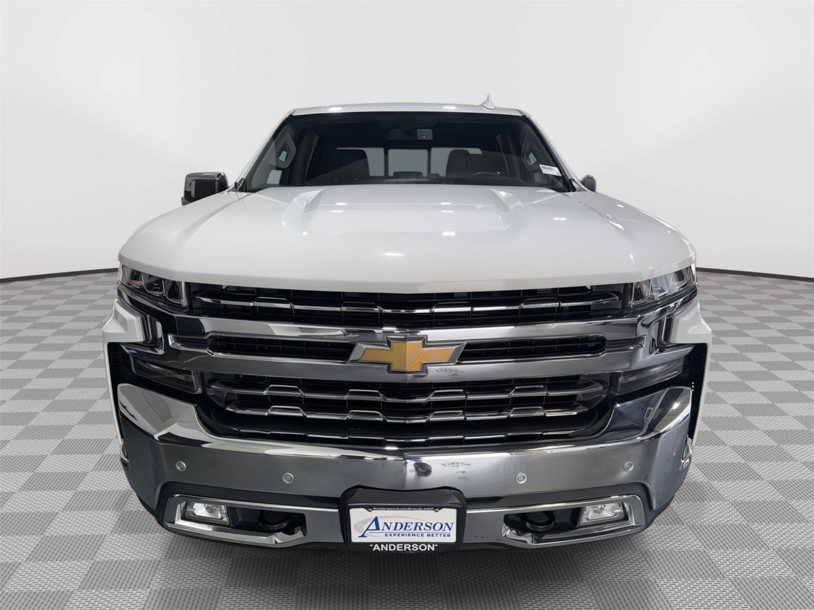 Used 2020 Chevrolet Silverado 1500 LTZ w/ LTZ Plus Package AWD/4WD image 4