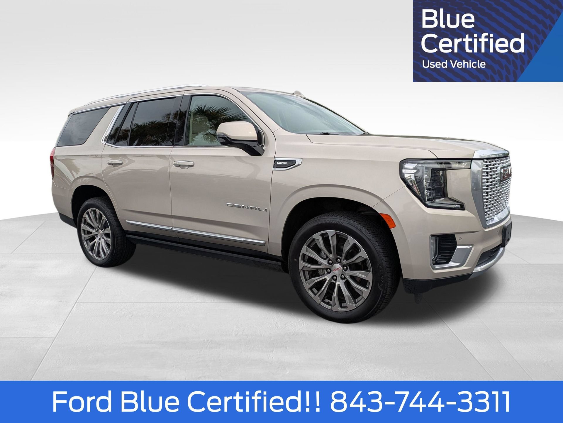 Used 2021 GMC Yukon Denali w/ Denali Premium Package AWD/4WD image 1