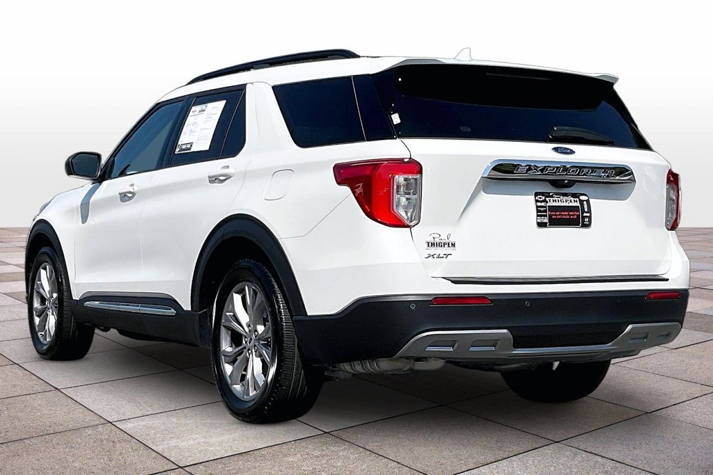 Certified 2023 Ford Explorer XLT w/ Equipment Group 202A RWD image 2