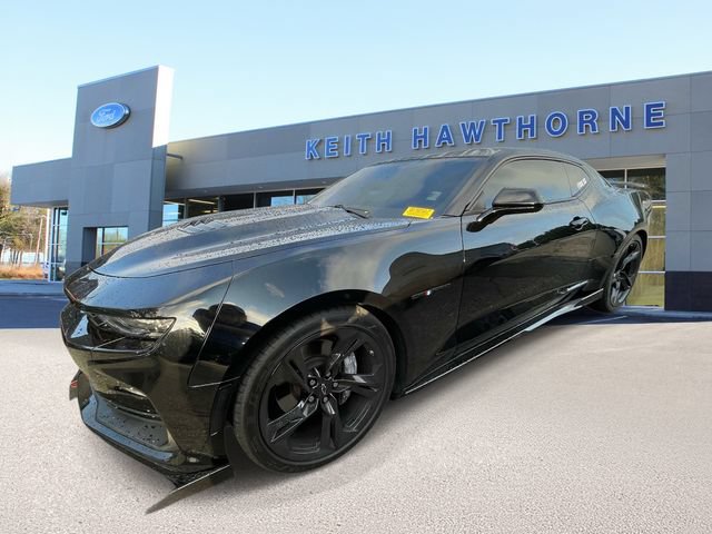 Used 2023 Chevrolet Camaro SS RWD image 3