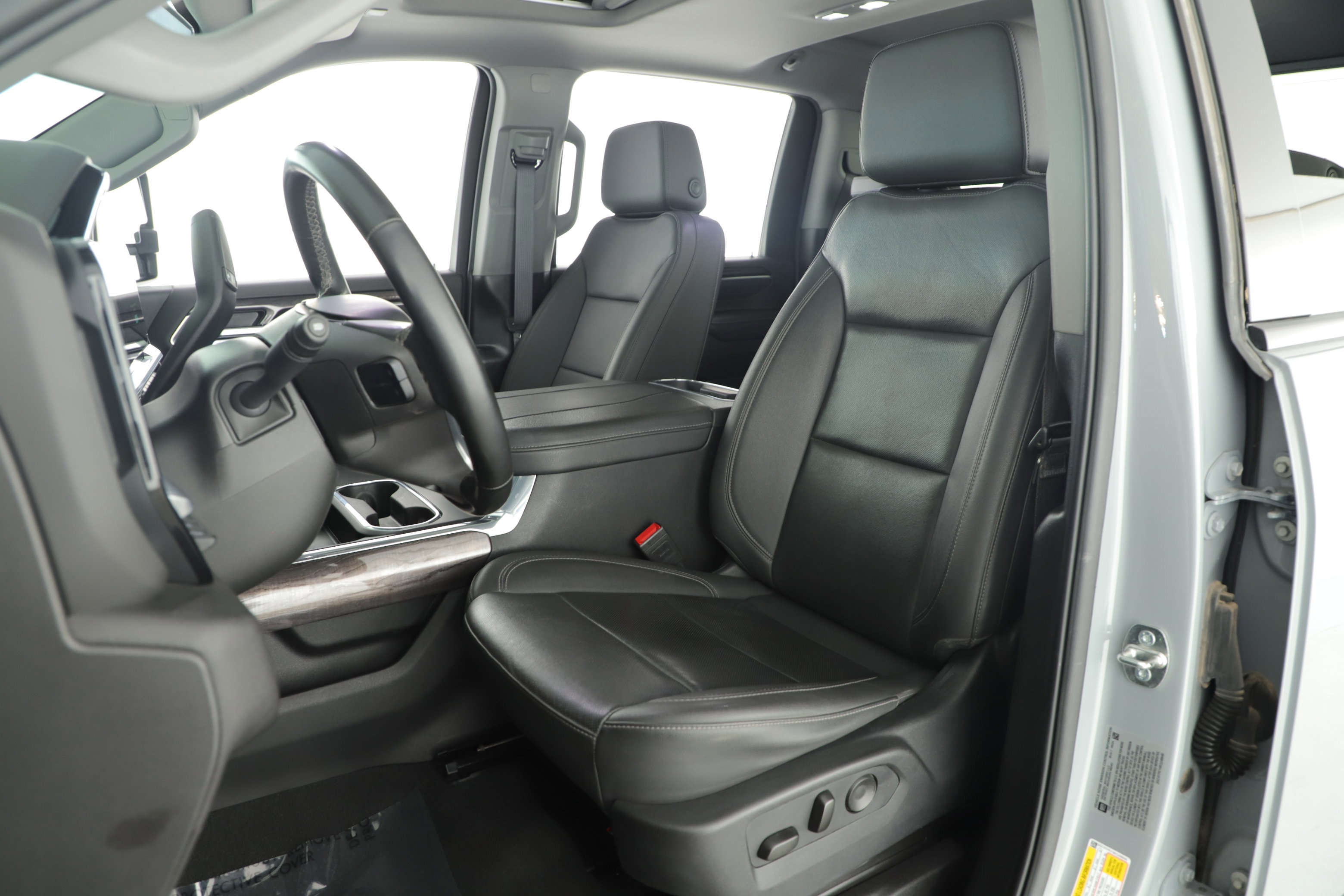 Used 2024 Chevrolet Silverado 2500 LTZ w/ LTZ Plus Package image 14