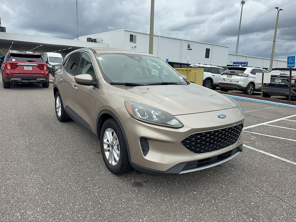 Certified 2020 Ford Escape SE FWD image 4