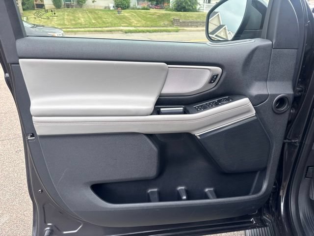 Certified 2025 Ford Expedition Max Active AWD/4WD image 15