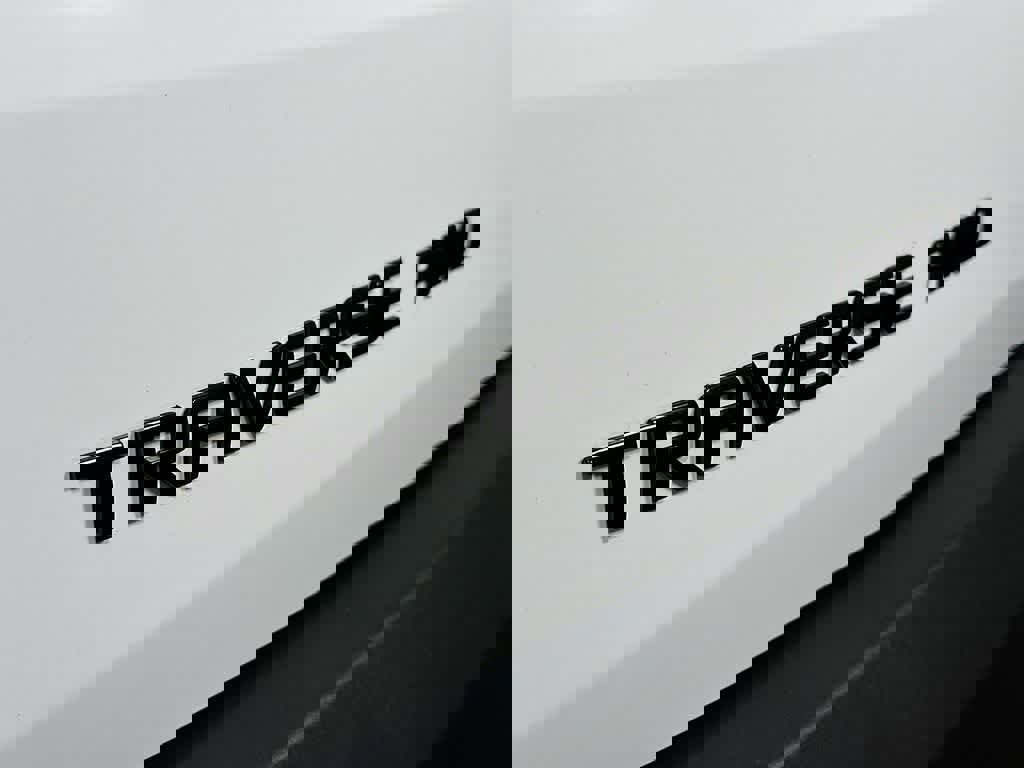 Used 2023 Chevrolet Traverse LT w/ Midnight/Sport Edition image 10