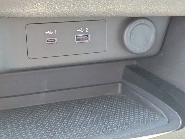 Used 2023 Nissan Rogue SV FWD image 27