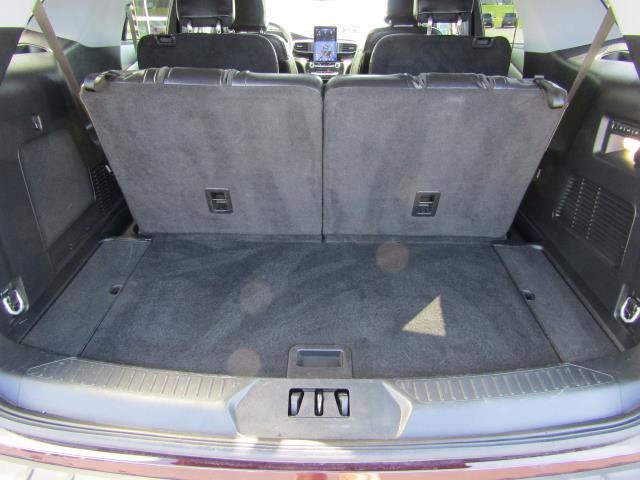 Certified 2023 Ford Explorer Limited w/ Limited Technology Package AWD/4WD image 16