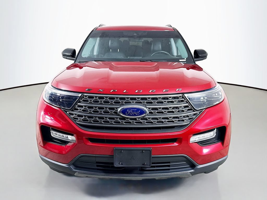 Certified 2023 Ford Explorer XLT w/ Equipment Group 202A AWD/4WD image 8
