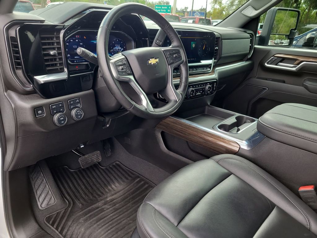 Used 2025 Chevrolet Silverado 2500 LT w/ All Star Edition image 16