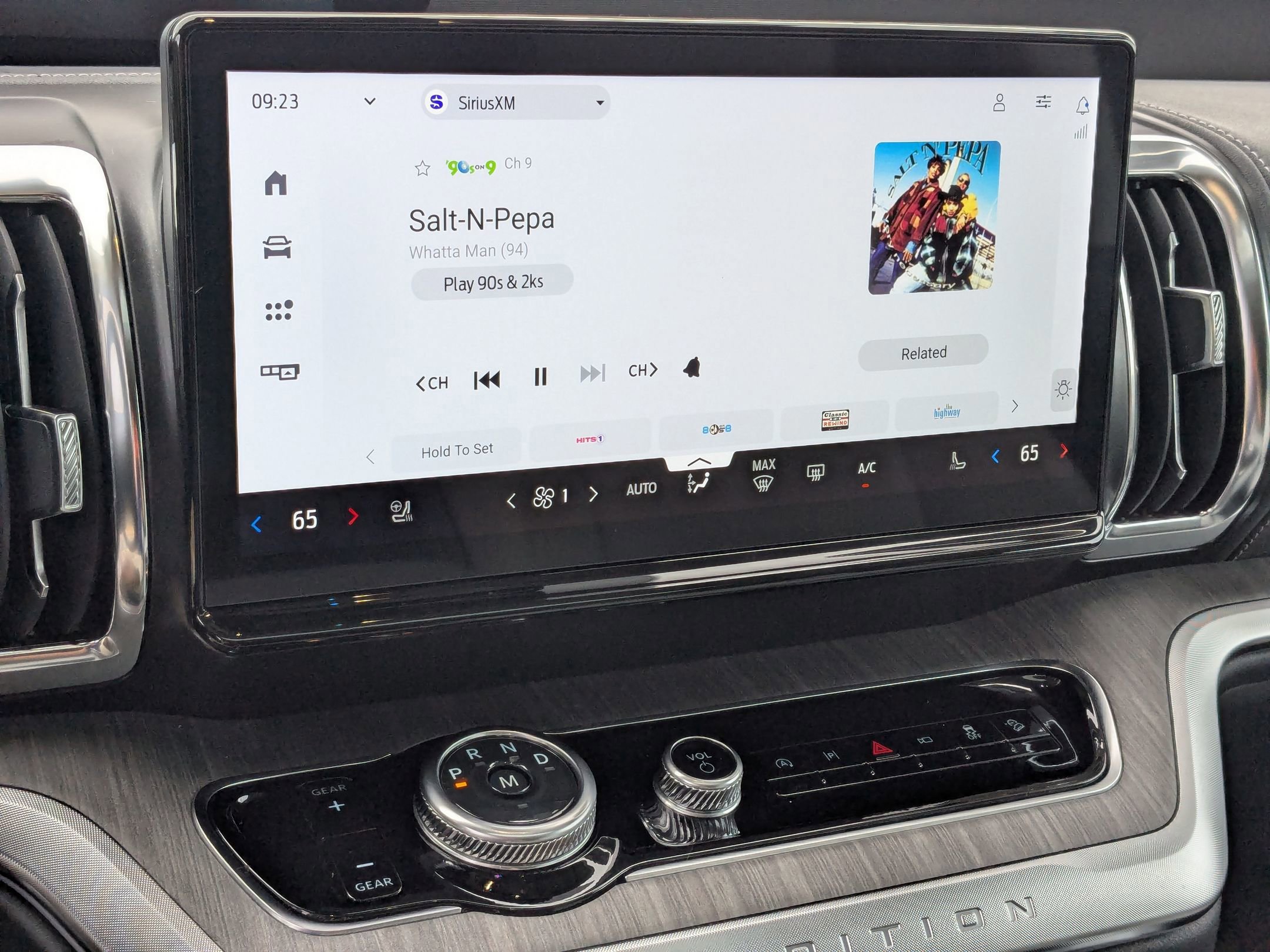 Certified 2025 Ford Expedition Platinum w/ Platinum Ultimate Package image 24