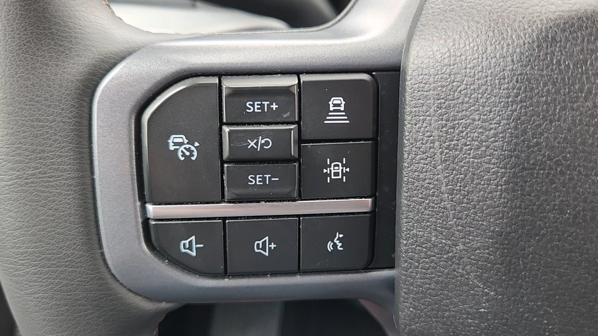 Certified 2025 Ford F150 Lariat AWD/4WD image 12