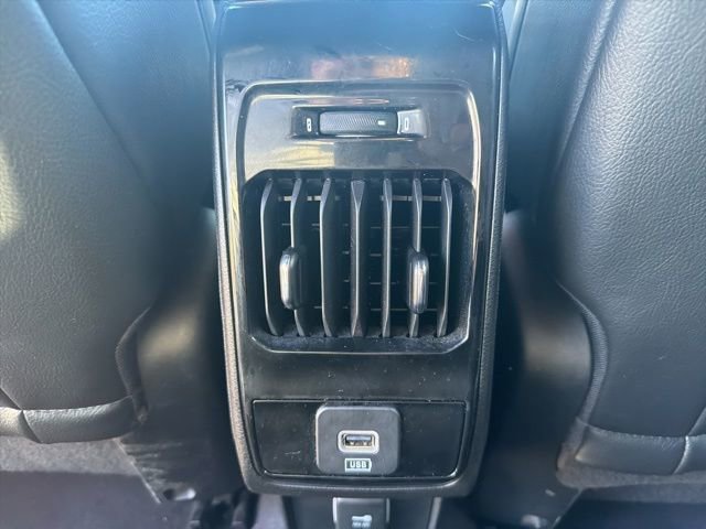 Used 2023 Jeep Compass Latitude AWD/4WD image 18