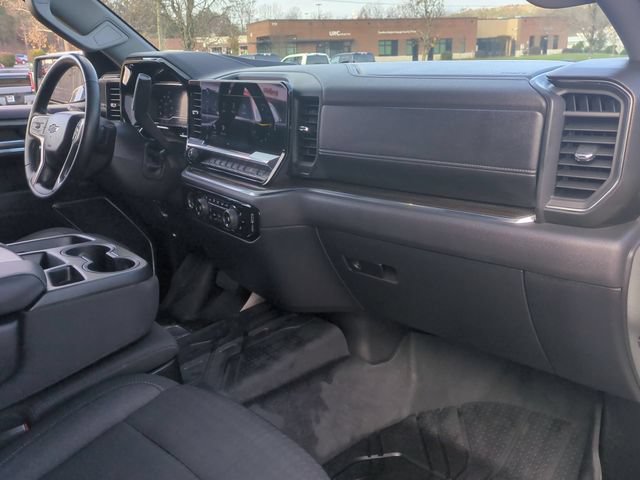 Used 2024 Chevrolet Silverado 1500 RST AWD/4WD image 27