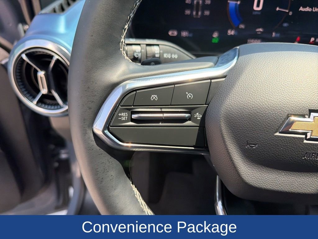 Used 2025 Chevrolet Equinox EV LT w/ Convenience Package AWD/4WD image 26