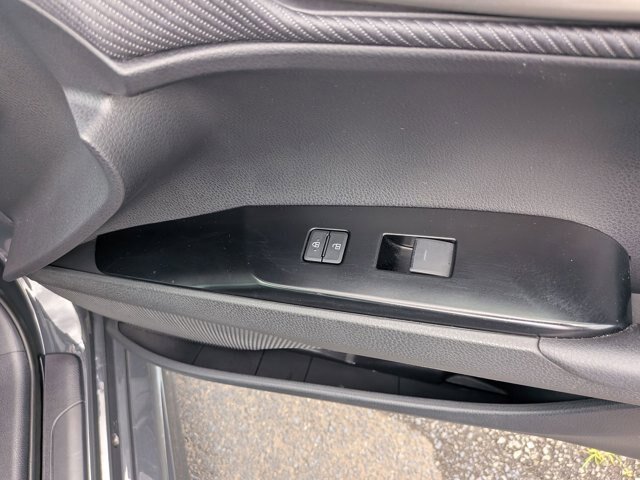 Used 2025 Toyota Camry SE FWD image 34