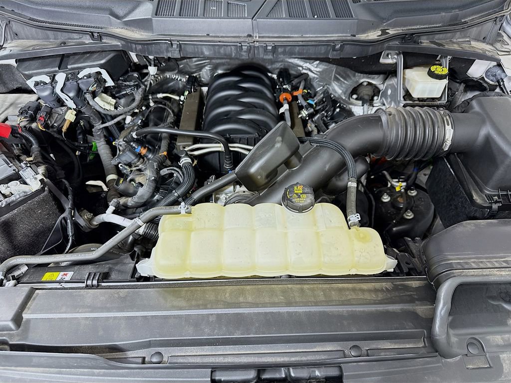 Certified 2022 Ford F150 XLT w/ Equipment Group 302A High image 30