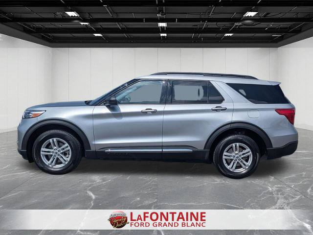 Certified 2023 Ford Explorer XLT w/ Equipment Group 202A AWD/4WD image 2
