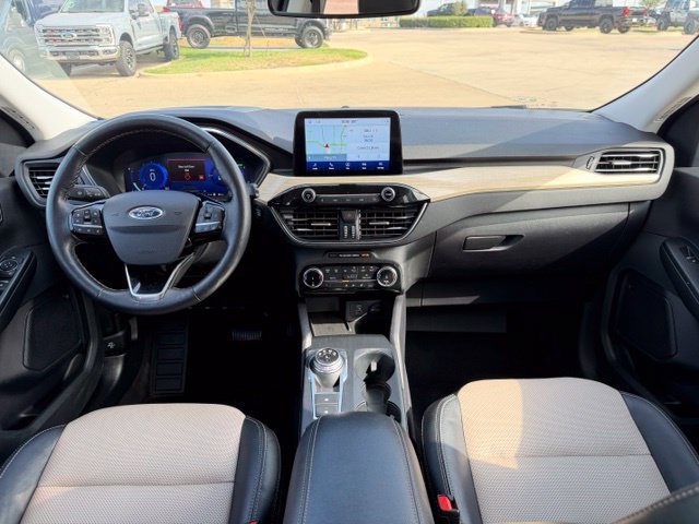 Certified 2022 Ford Escape Titanium w/ Titanium Premium Package FWD image 24