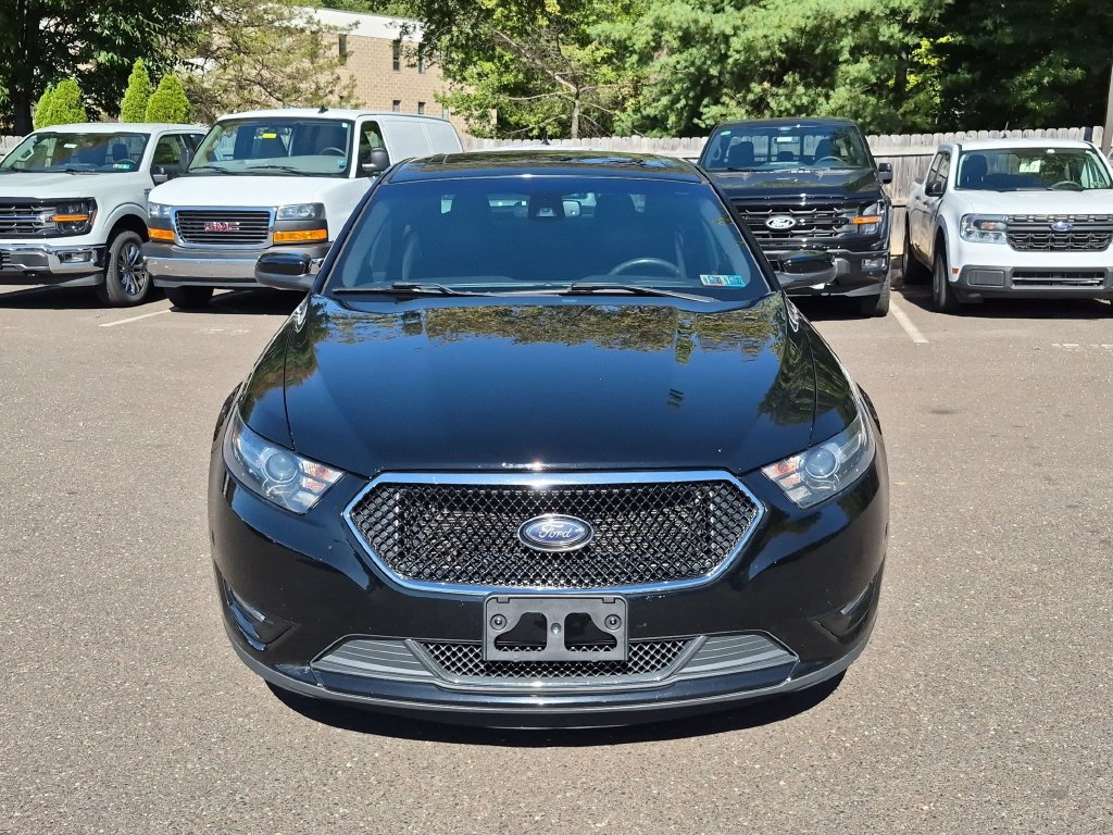 Certified 2018 Ford Taurus SHO w/ Driver Assist Package AWD/4WD image 4