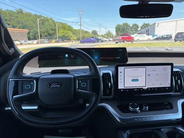 Certified 2025 Ford Expedition Tremor AWD/4WD image 26