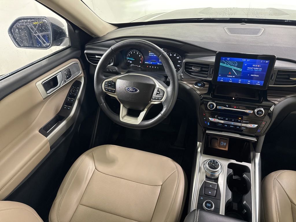 Certified 2023 Ford Explorer Limited w/ Equipment Group 301A AWD/4WD image 19