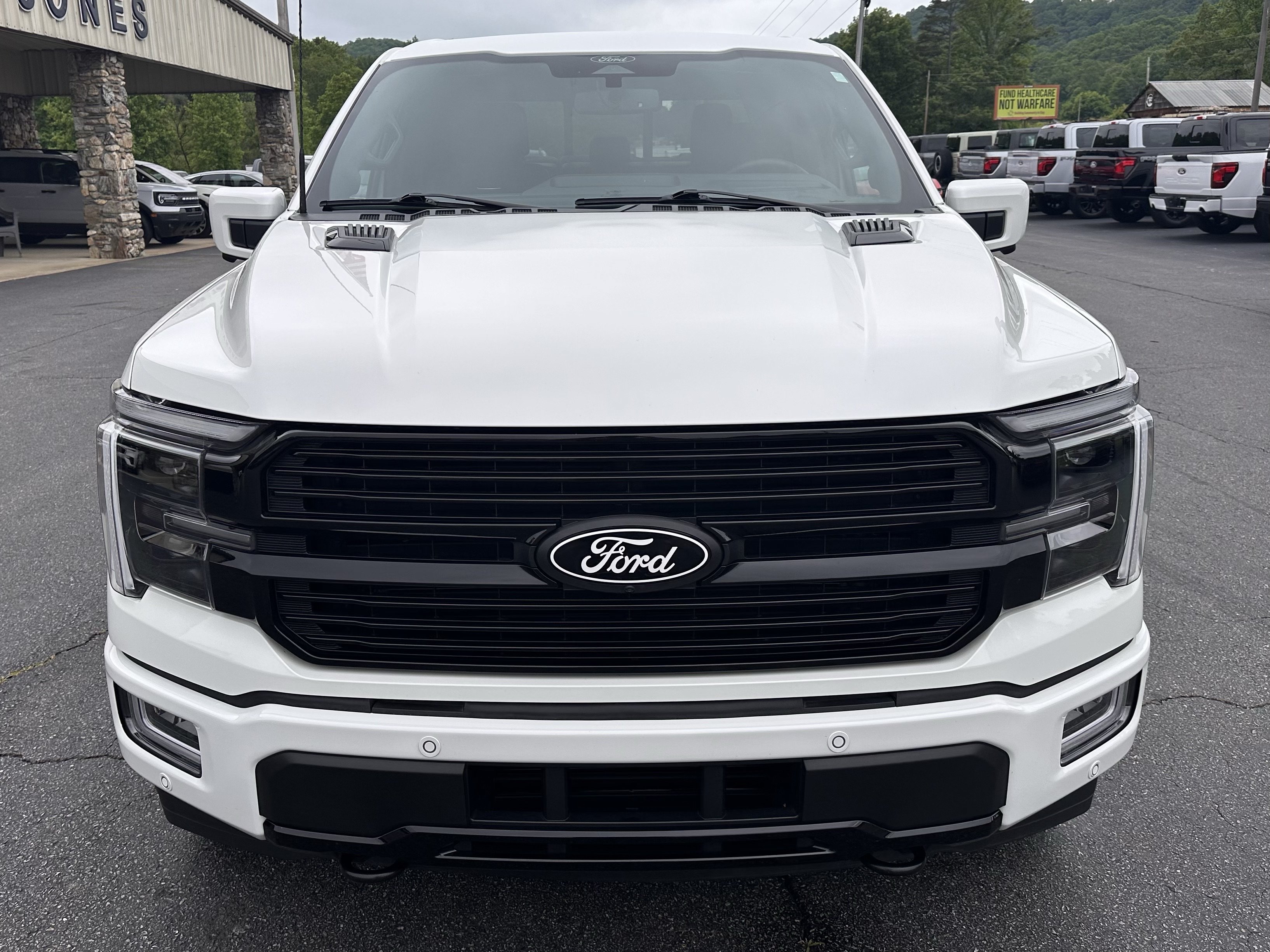 Certified 2025 Ford F150 Platinum w/ Equipment Group 702A High AWD/4WD image 3