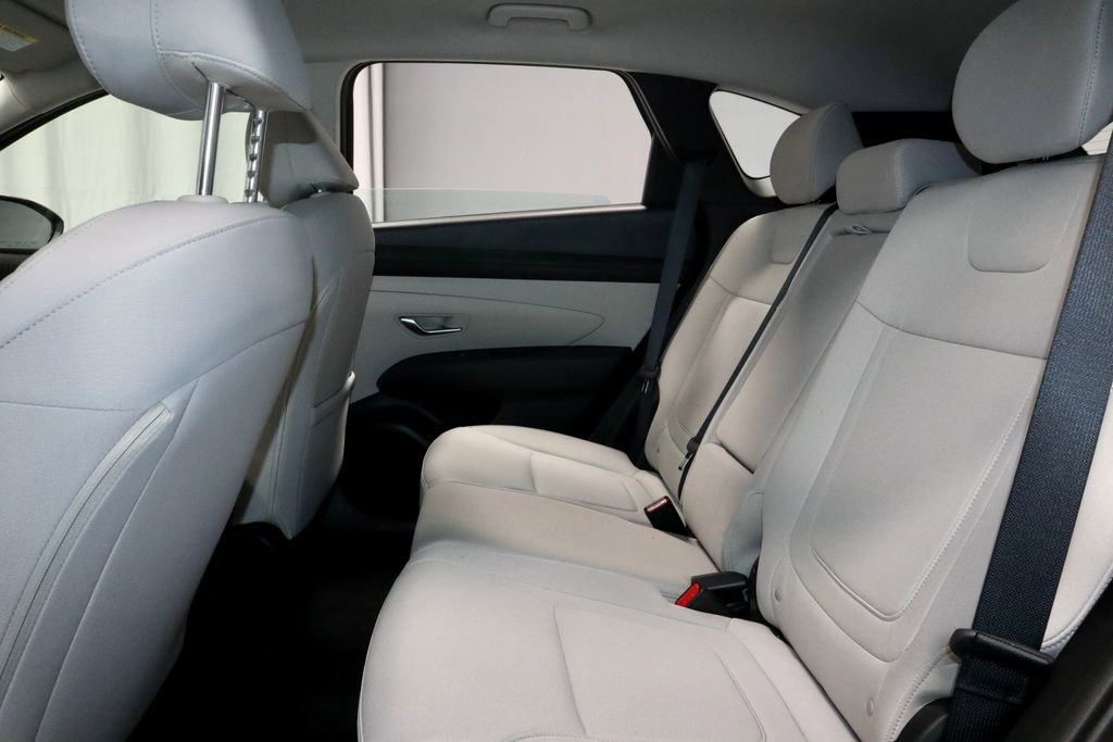 Used 2025 Hyundai Tucson SE AWD/4WD image 21