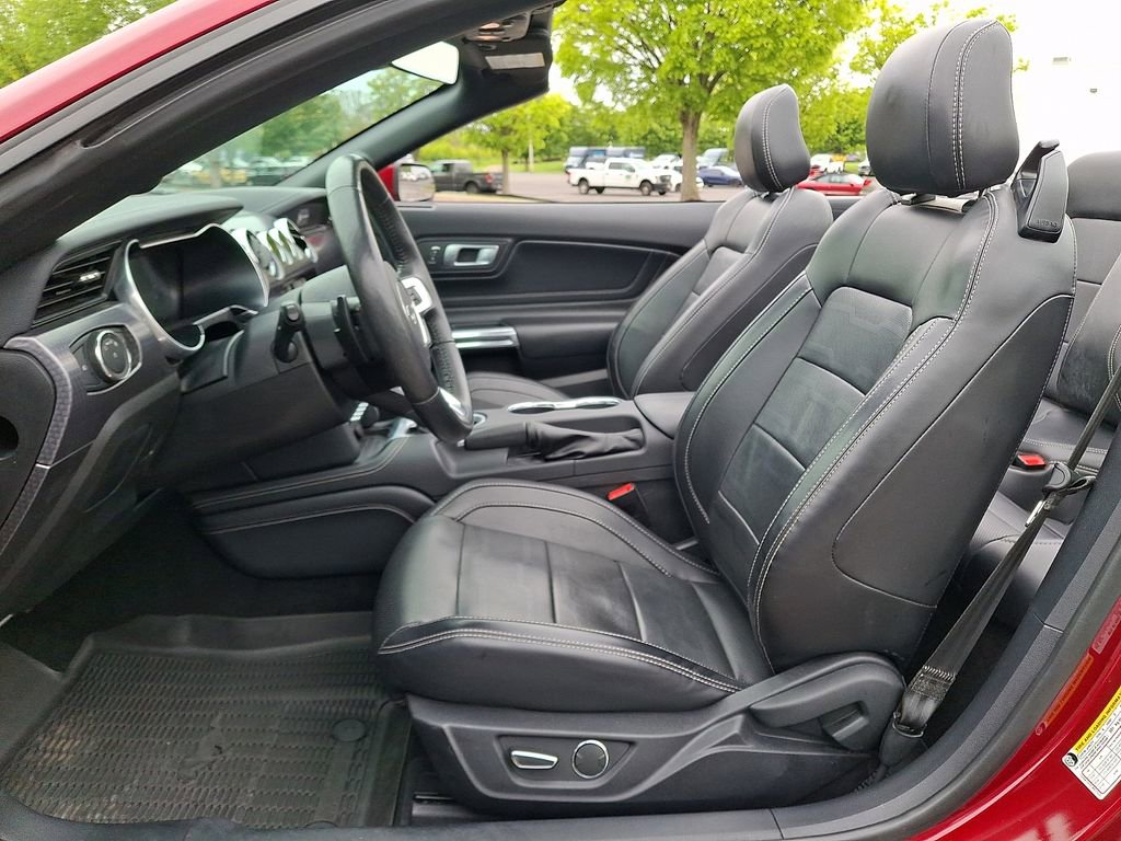 Certified 2019 Ford Mustang GT Premium w/ GT Performance Package RWD image 15