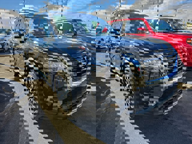 Used 2024 Nissan Pathfinder Platinum w/ Cargo Package image 6