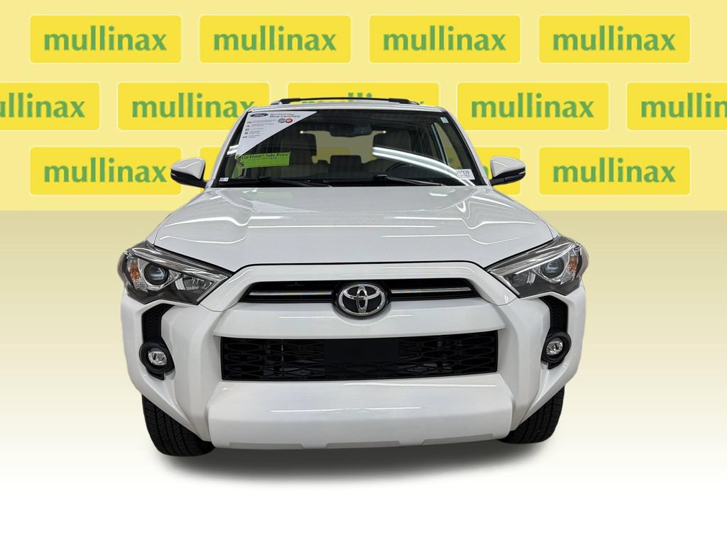 Used 2024 Toyota 4Runner SR5 Premium AWD/4WD image 15