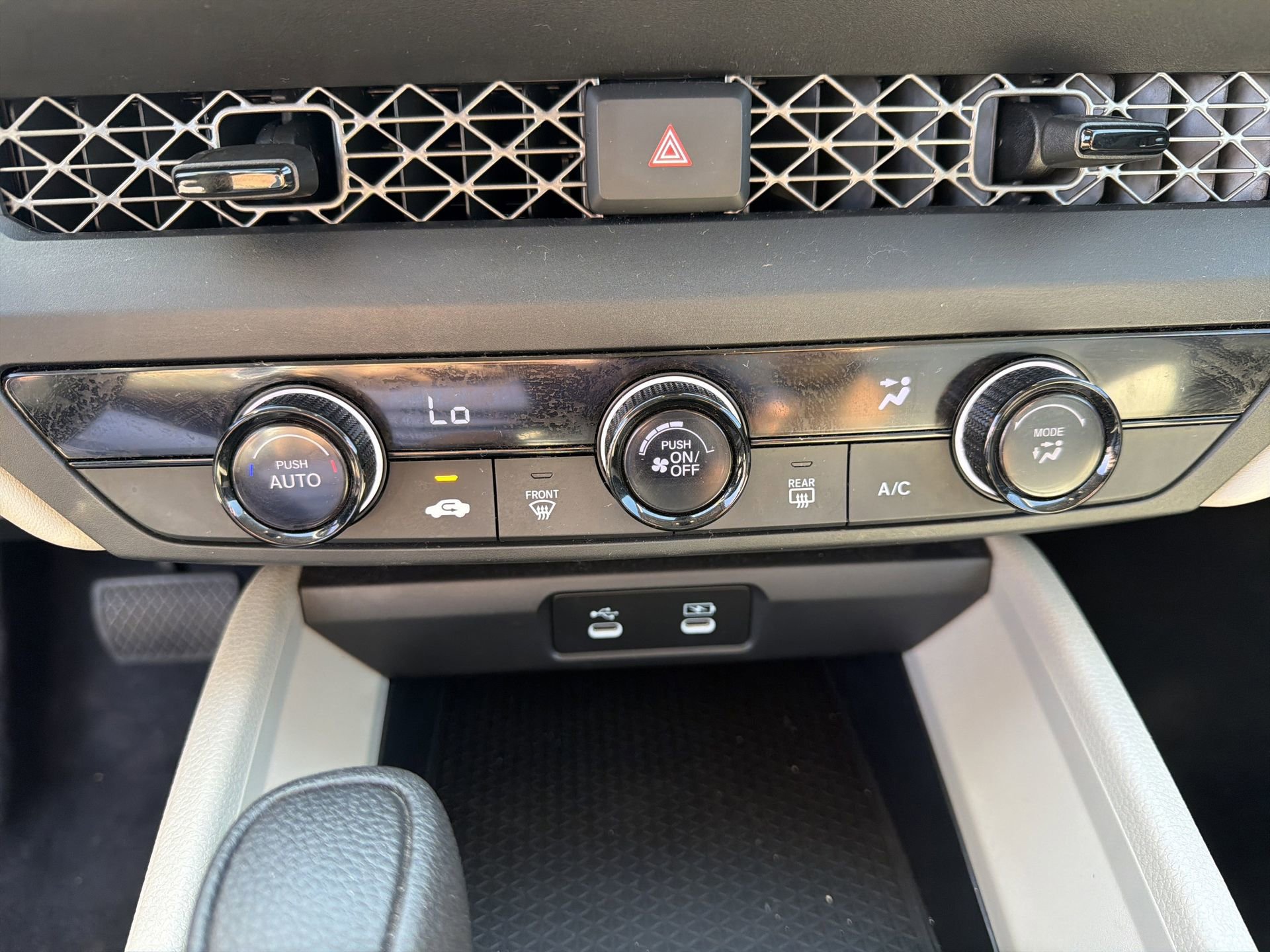 Used 2025 Honda Accord LX image 4