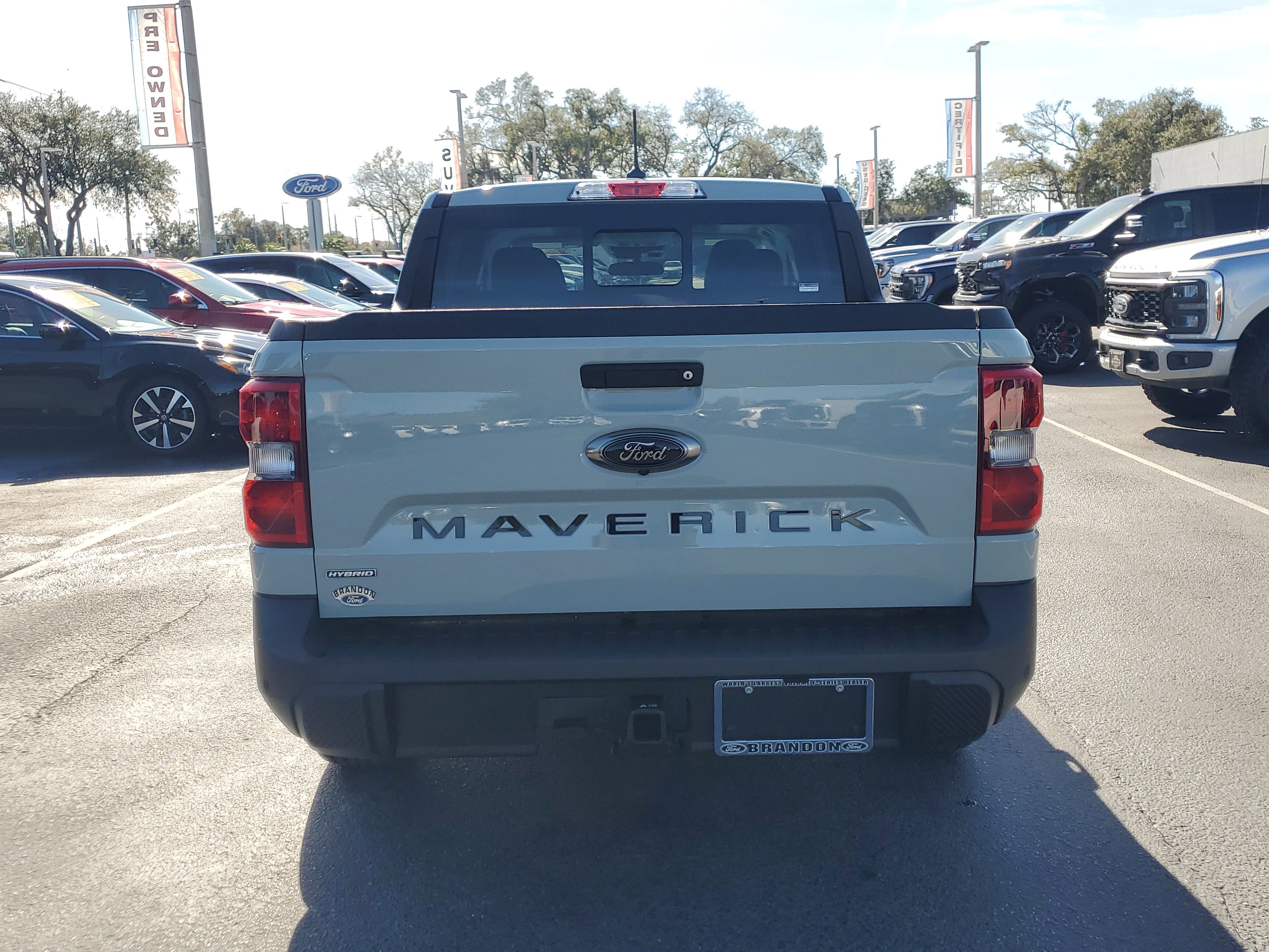 Certified 2024 Ford Maverick Lariat w/ Black Appearance Package image 2