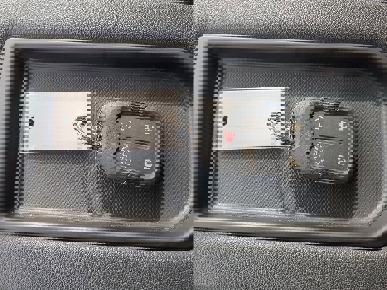 Used 2022 Chevrolet Silverado 3500 LT w/ Convenience Package image 26