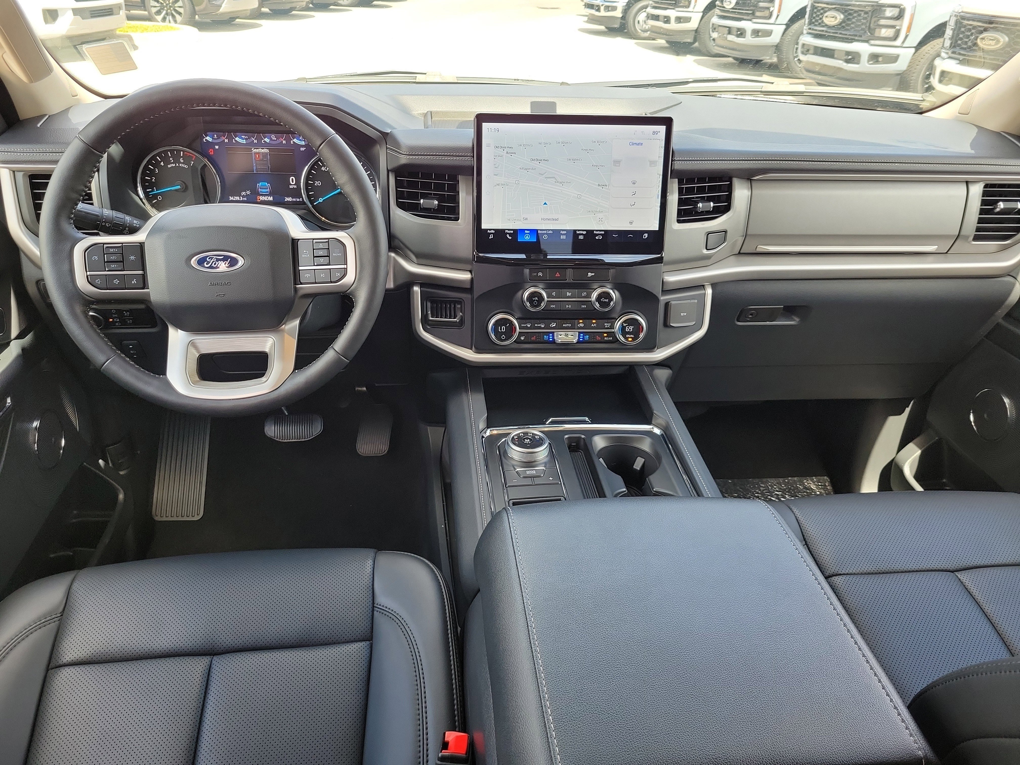 Certified 2024 Ford Expedition Max XLT RWD image 19