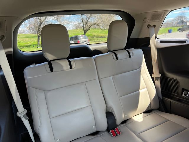 Certified 2023 Ford Explorer Platinum w/ Technology Package image 39