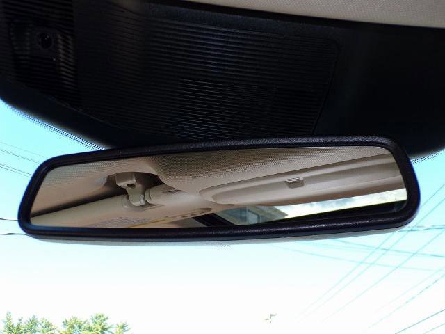 Certified 2021 Ford Explorer Platinum w/ Equipment Group 601A image 25