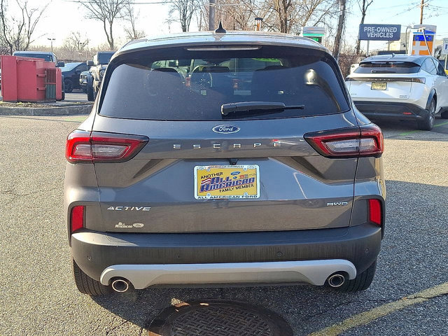 Certified 2023 Ford Escape Active w/ Tech Pack #2 image 6