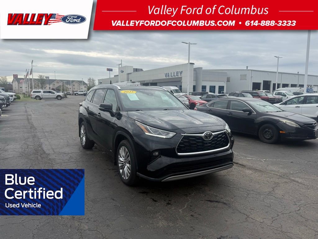 Used 2025 Toyota Highlander Platinum
