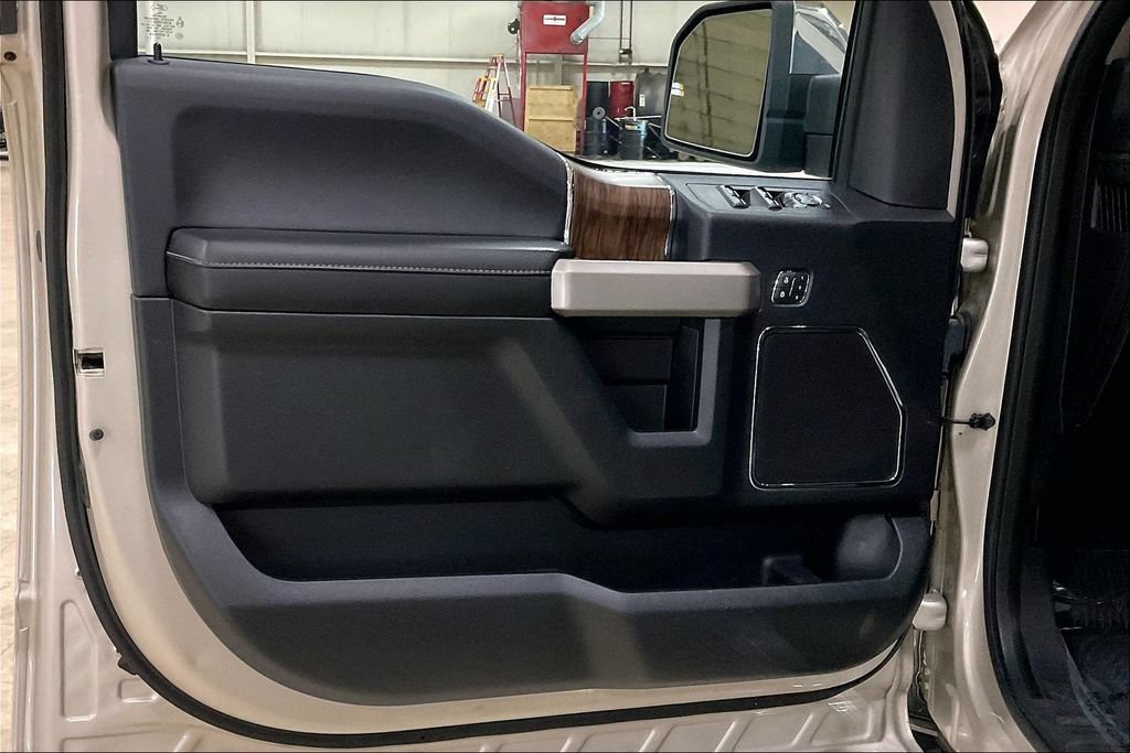Certified 2018 Ford F150 Lariat w/ Equipment Group 502A Luxury AWD/4WD image 22