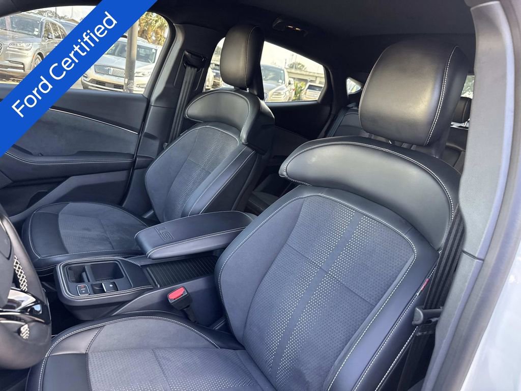 Certified 2025 Ford Mustang Mach-E GT image 18