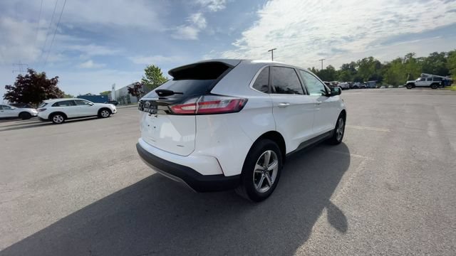Certified 2022 Ford Edge SEL w/ Convenience Package AWD/4WD image 8