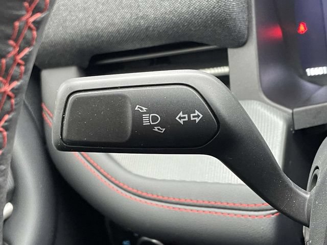 Certified 2025 Ford Explorer ST-Line w/ Premium Package RWD image 23