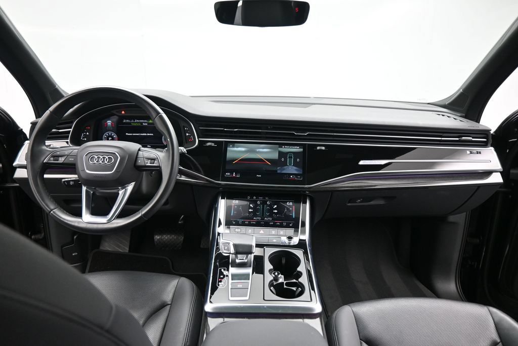 Used 2022 Audi Q7 3.0T Premium Plus w/ Premium Plus Package AWD/4WD image 22