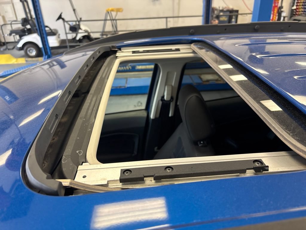 Certified 2021 Ford EcoSport SE AWD/4WD image 6