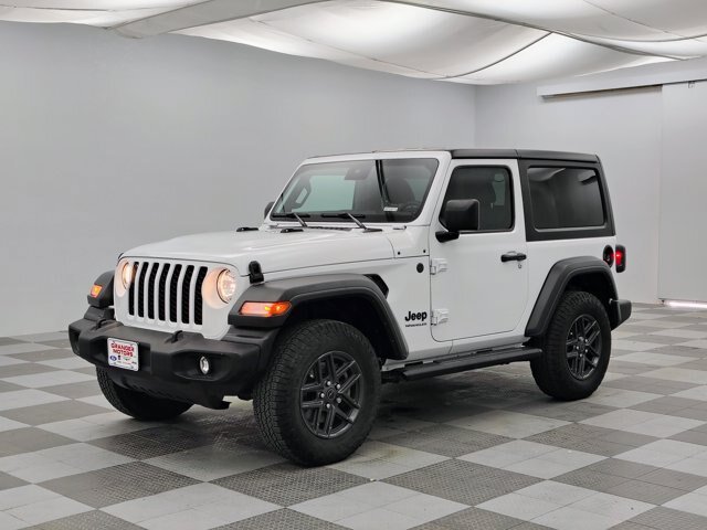 Used 2024 Jeep Wrangler Sport AWD/4WD image 6
