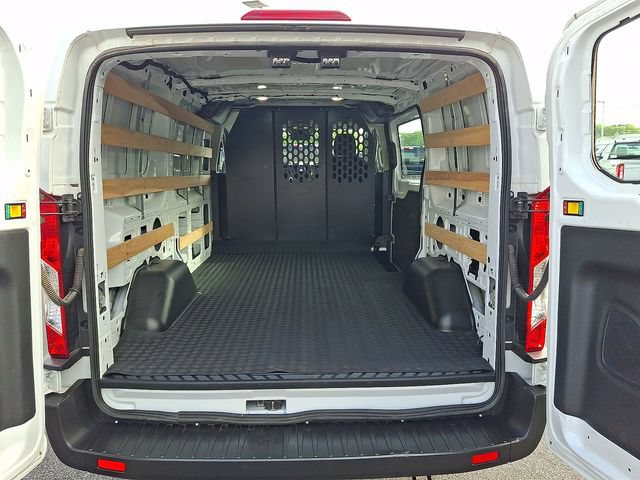 Certified 2025 Ford Transit 250 Low Roof w/ Exterior Upgrade Package RWD image 25