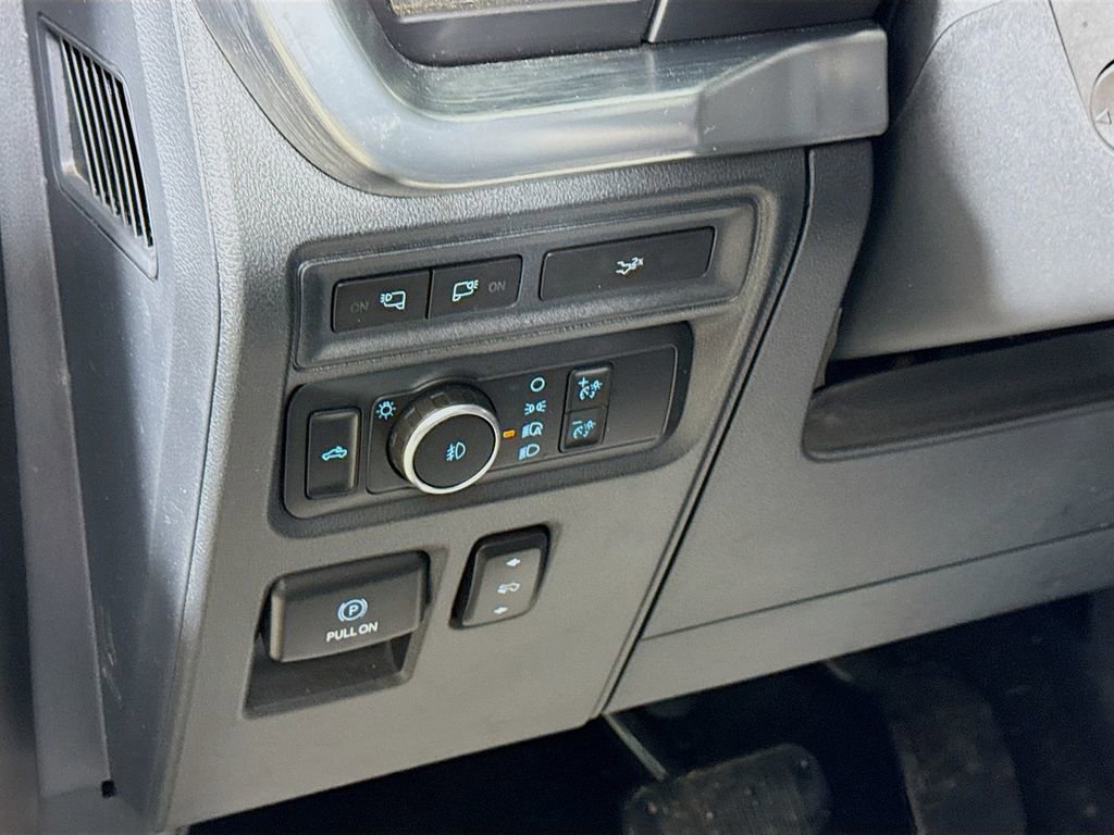 Certified 2022 Ford F150 Lariat w/ Equipment Group 502A High image 15