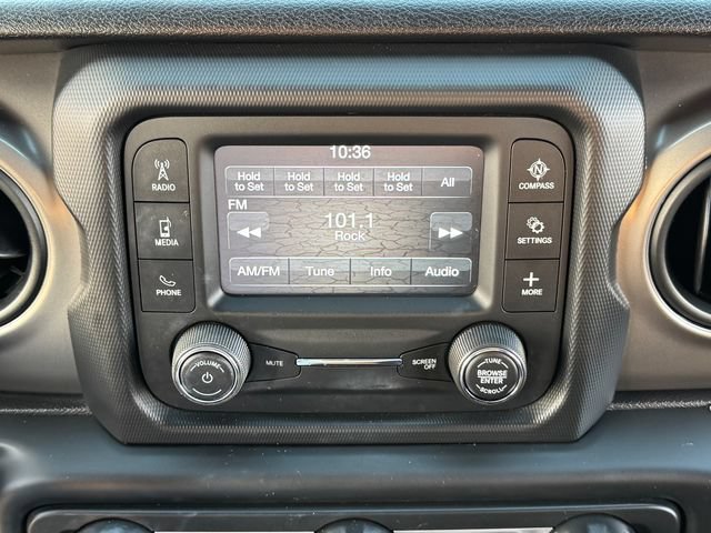 Used 2018 Jeep Wrangler Sport AWD/4WD image 12