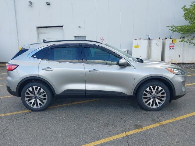 Certified 2021 Ford Escape Titanium AWD/4WD image 9