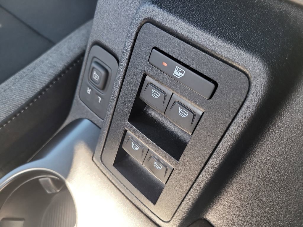 Certified 2022 Ford Bronco Big Bend w/ Sasquatch Package image 26