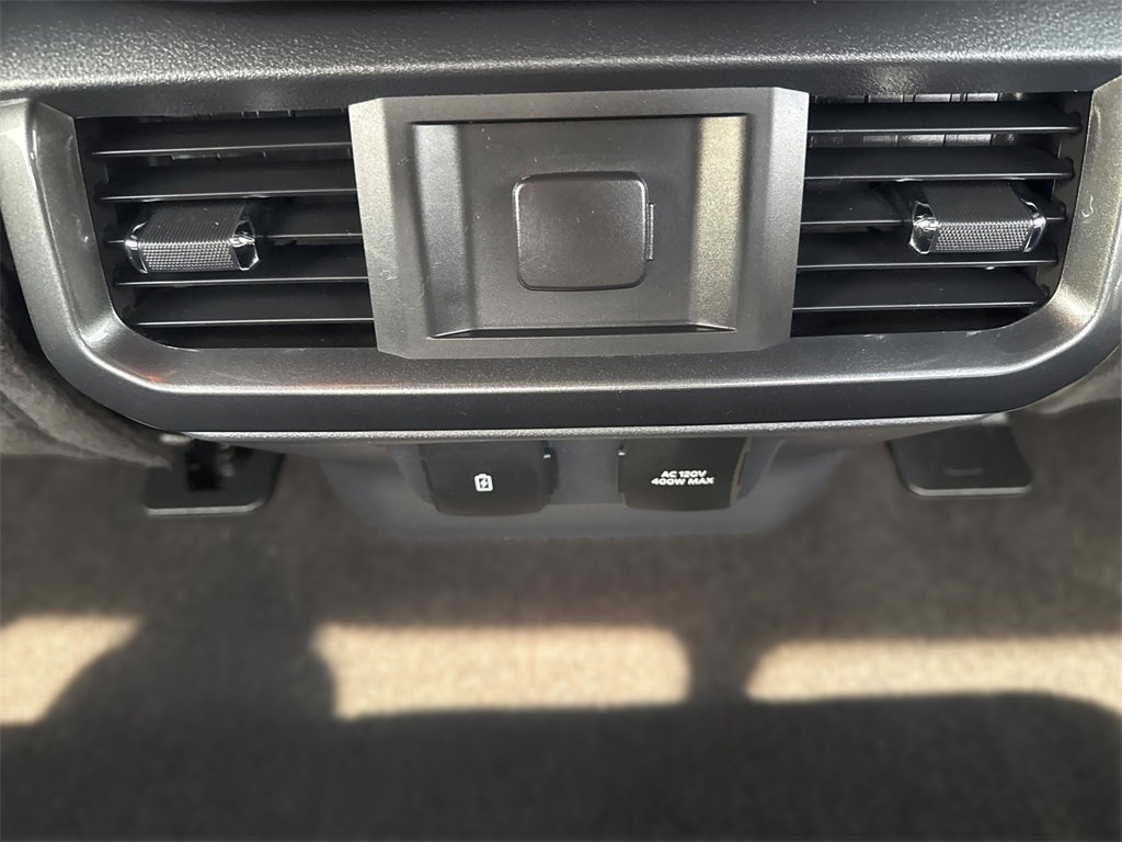 Certified 2022 Ford F150 XLT w/ Equipment Group 302A High image 21